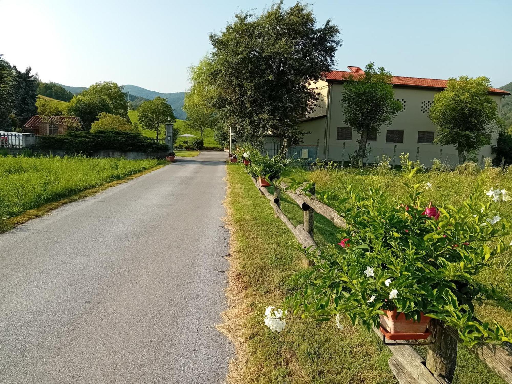 Bed and Breakfast L'Isola Dla Cerrea Mombasiglio Exteriér fotografie